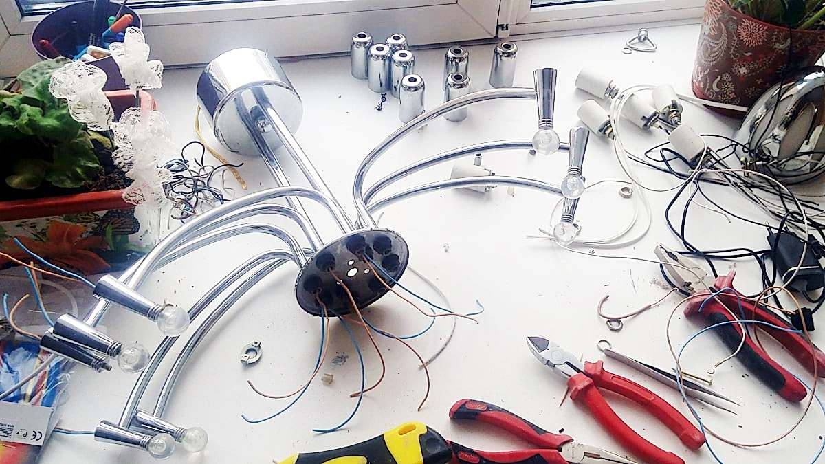 сборки и установки люстр