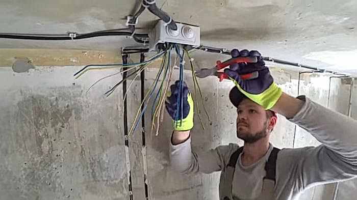 замена электрики в однокомнатной квартире